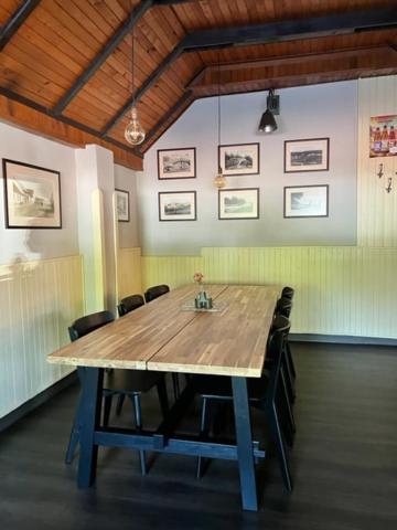 Sezimovo Usti Penzion & Restaurace U Vily מראה חיצוני תמונה