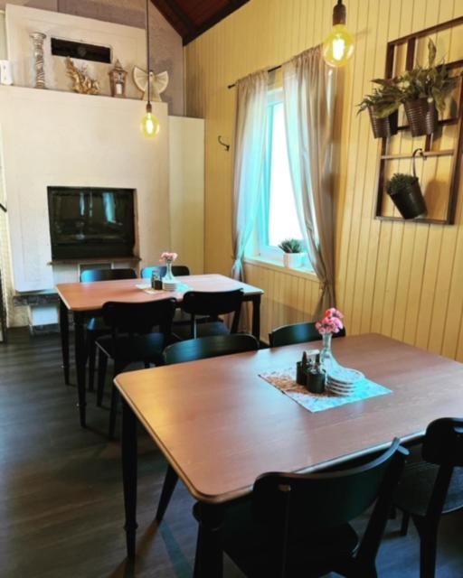 Sezimovo Usti Penzion & Restaurace U Vily מראה חיצוני תמונה